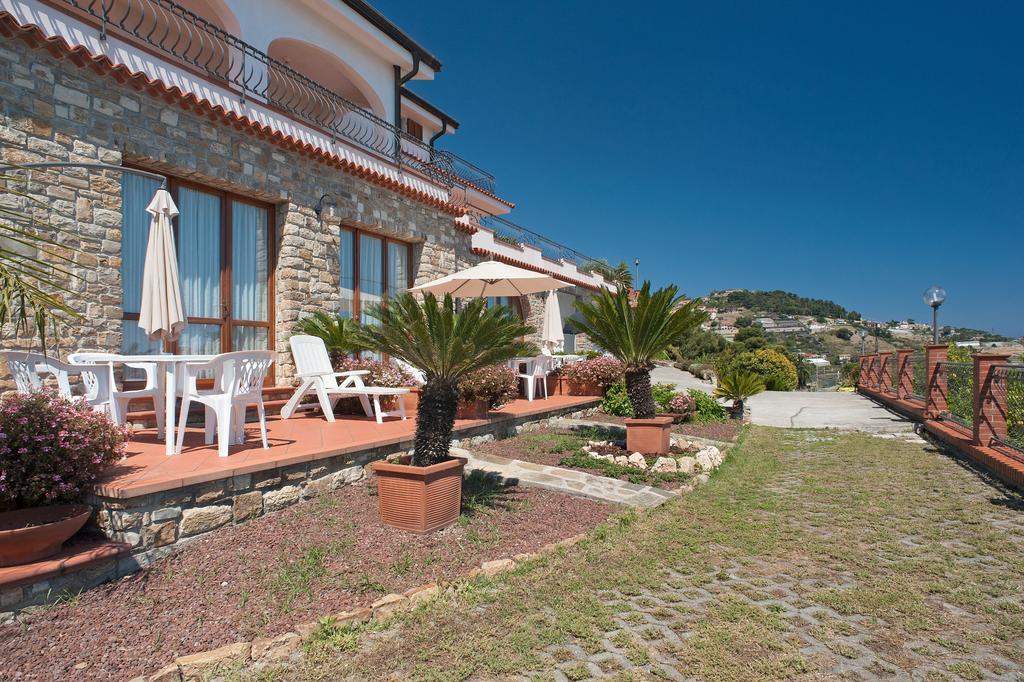 Le Terrazze Appartamenti Vacanze Sanremo Exterior foto