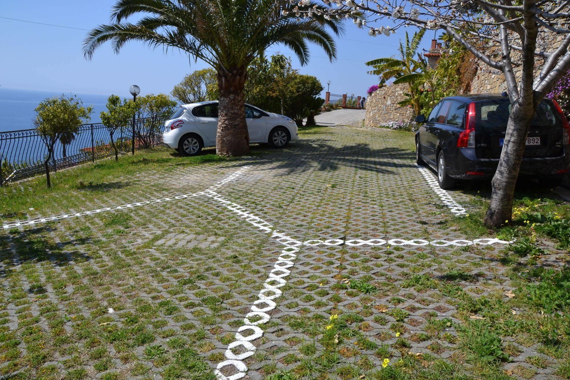 Le Terrazze Appartamenti Vacanze Sanremo Exterior foto